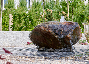 Stein als Wasserbrunnen